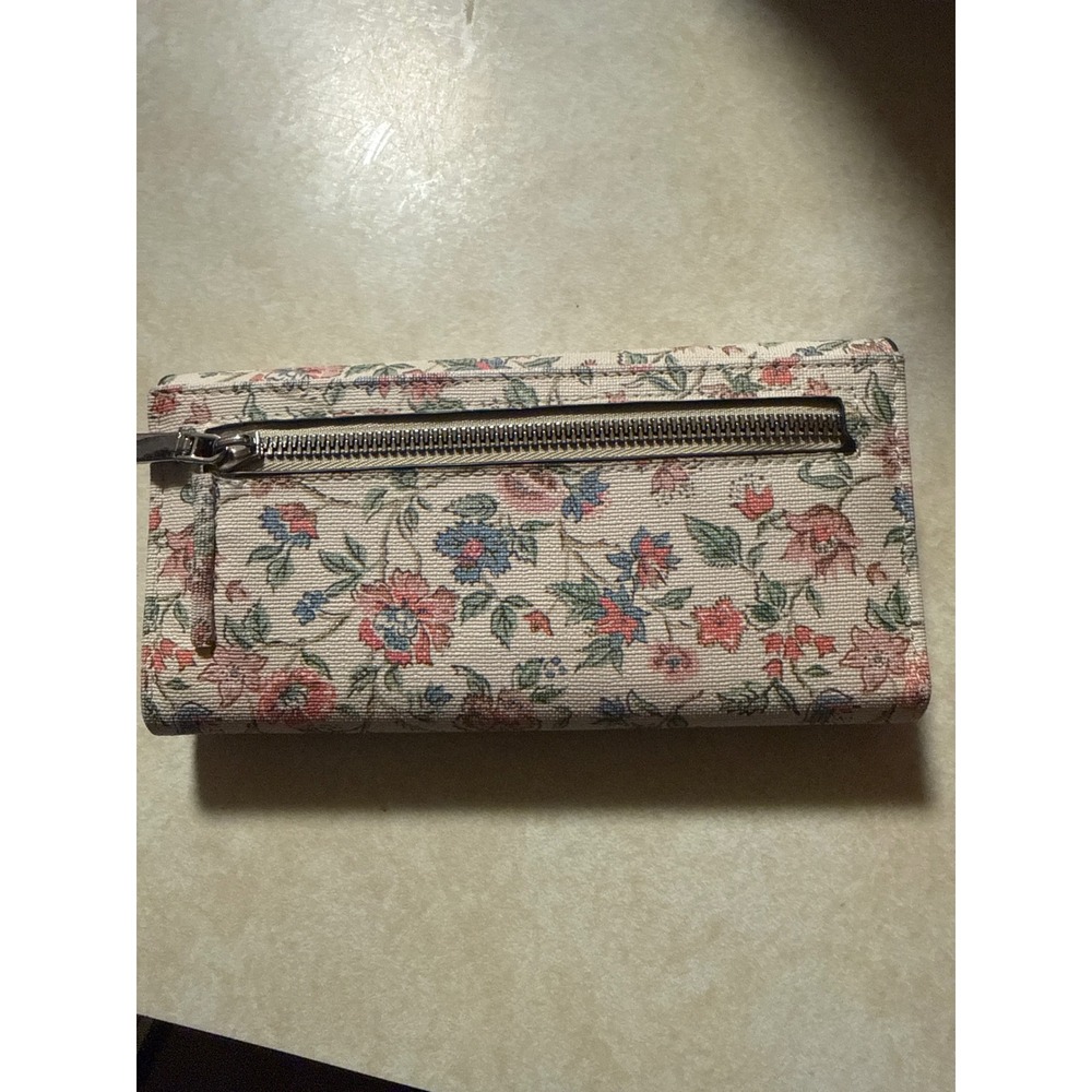 Floral Tapestry Trifold Wallet Cream Multicolor RFID Safe Keeper RN 73277 - Picture 2 of 6